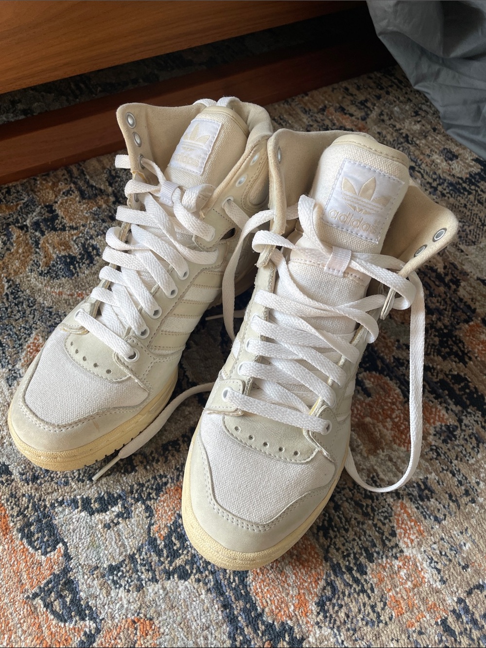adidas High-Top Sneakers rivalry high chalk gray